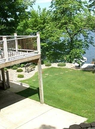 4th image of 1304 Maple Dr SE