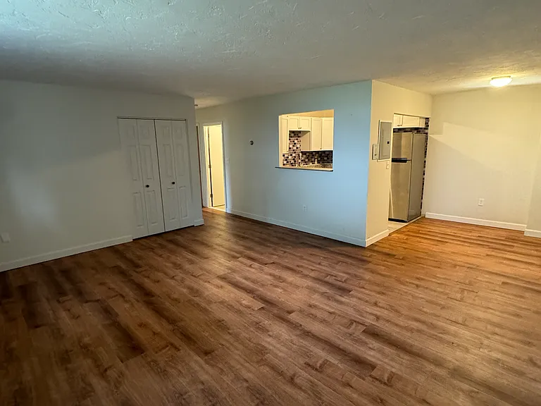 196 Commercial St #309 — Photo 2