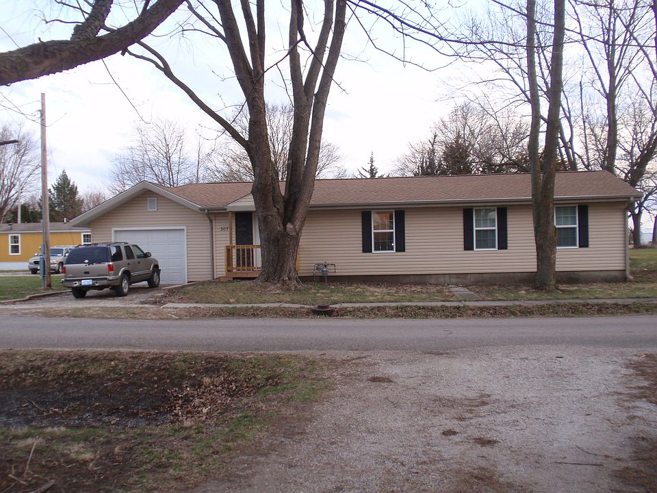 1st image of 307 W 2nd Ave