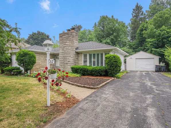 312 Colonial Ave, Portage, MI 49002
