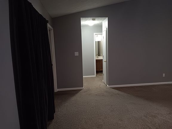 5th image of 627 E Franklin St #627