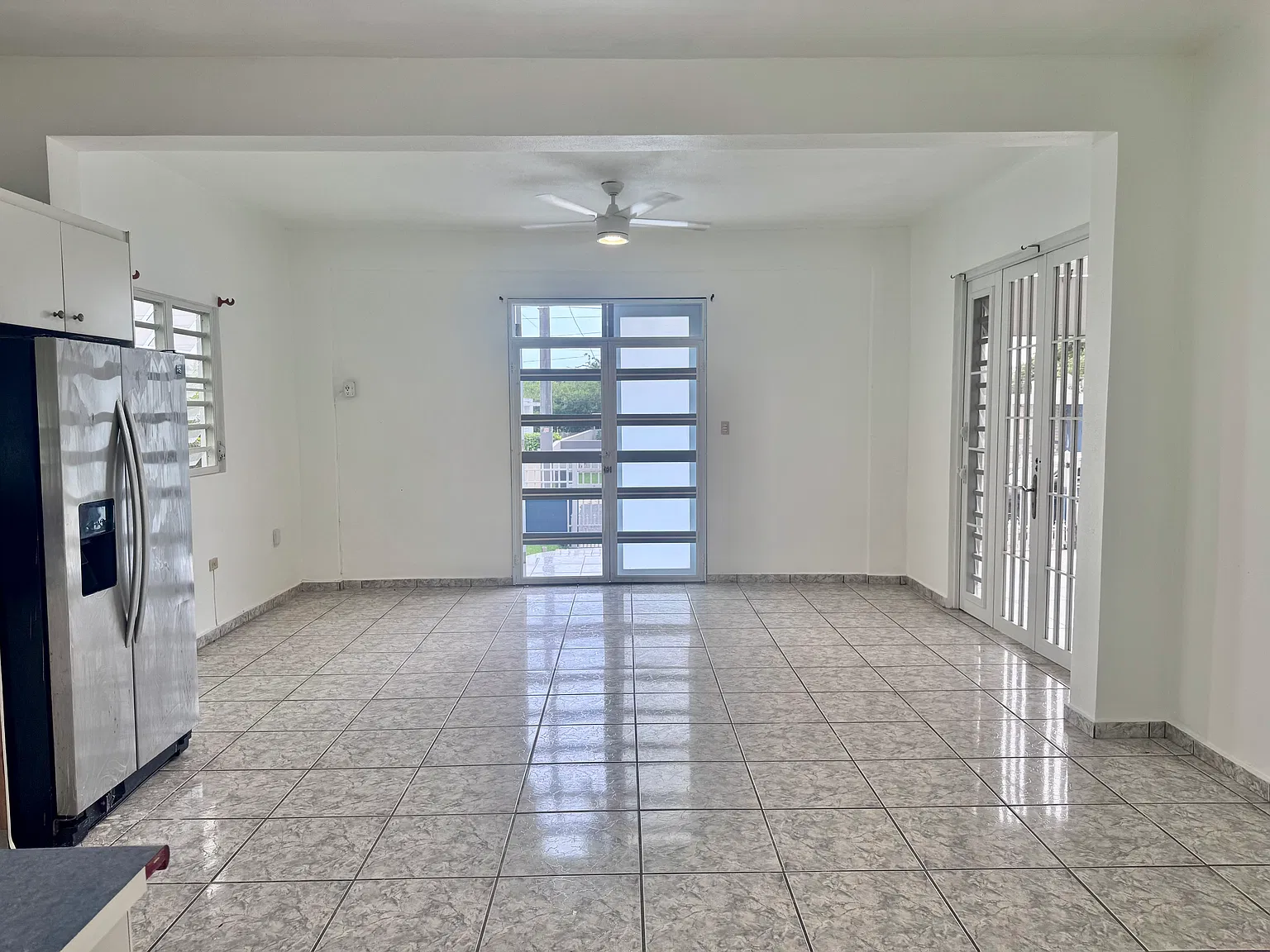 1 bed, 600 sqft, $1,150 — Photo 3