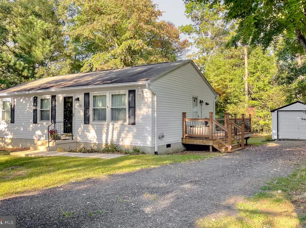 6749 Aralia Ave, Saint Leonard, MD 20685