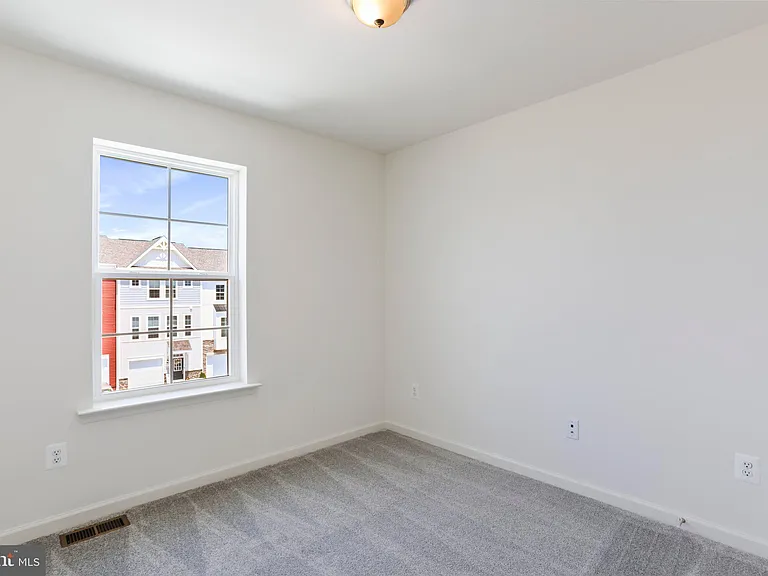 18 Clifton Mnr — Photo 23