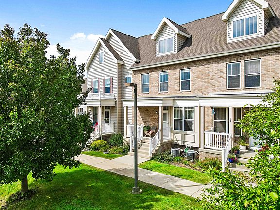 3rd image of 72 S Gardens Way