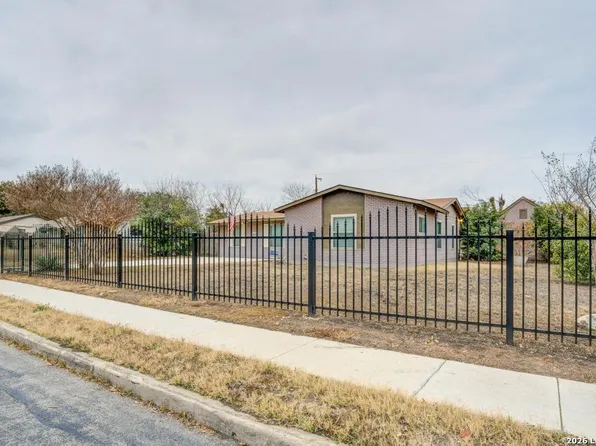 5911 Shoreview PL, San Antonio, TX 78242