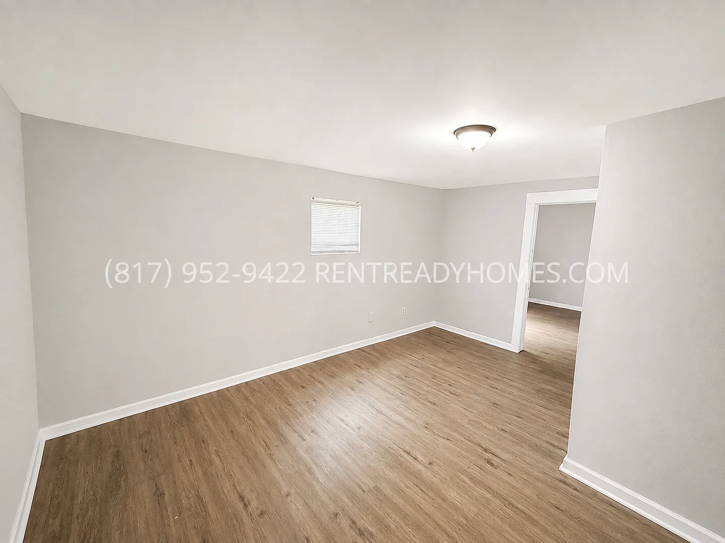 1420 Rayfield Dr — Photo 4