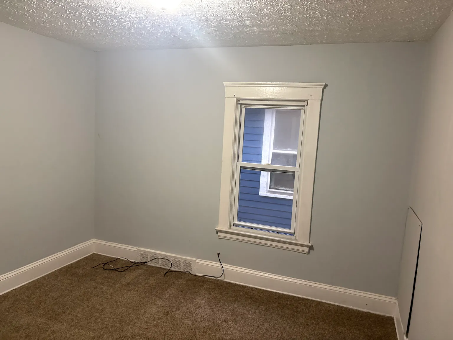 3 bed, 1400 sqft, $1,250 — Photo 4