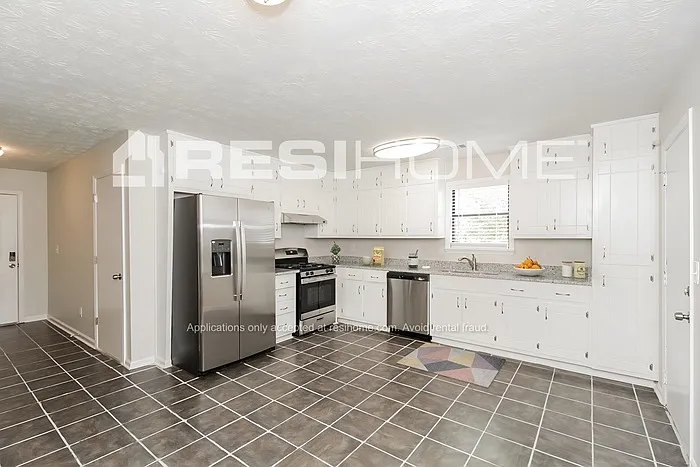 6316 Steepleridge Ct — Photo 3