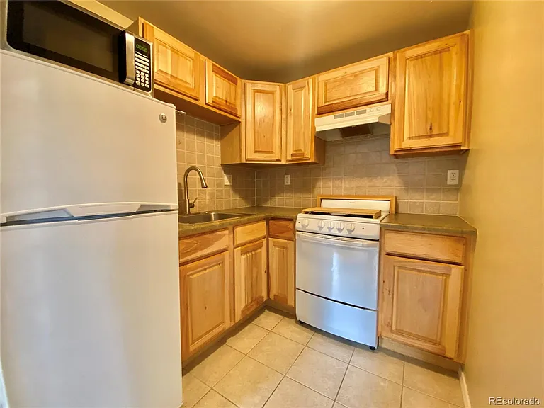 101 Terrace Dr #1/2 — Photo 3