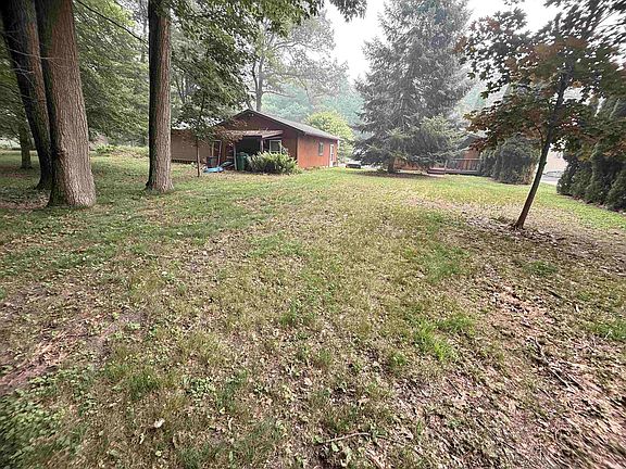 5th image of 948 S Foster Rd