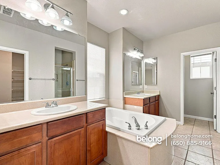 118 E Heritage Dr — Photo 27