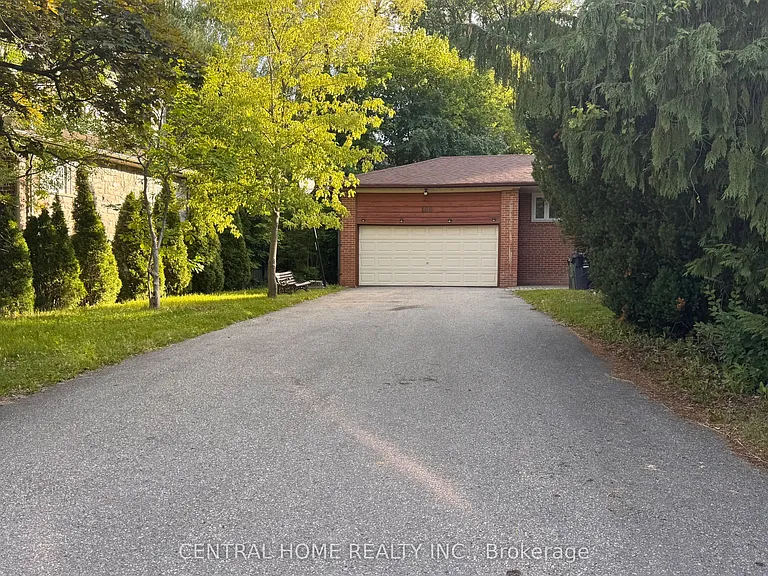 100 Burbank Dr — Photo 1