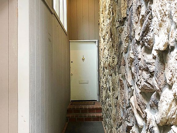 3rd image of 2019 Cherokee Bluff Dr