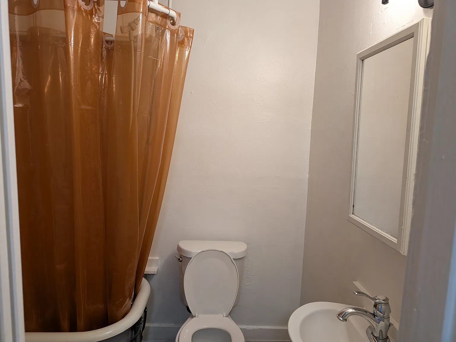 1 bed, $1,250 — Photo 4