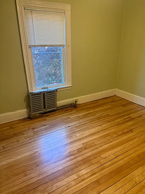 2 bed, 800 sqft, $1,975 — Photo 1