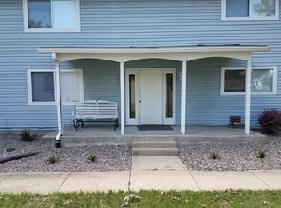 306 E Henry St APT 3, Atkinson, IL 61235