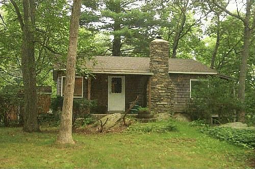 2 bedroom, one bath cottage