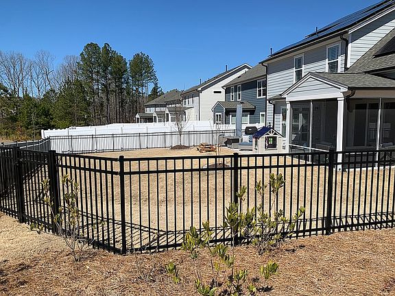 Commercial Grade Fence