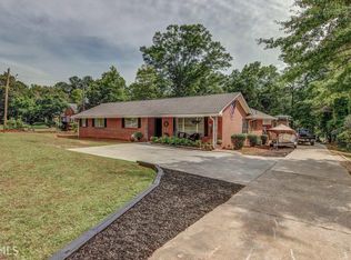 887 McDonough Rd, Jackson, GA 30233