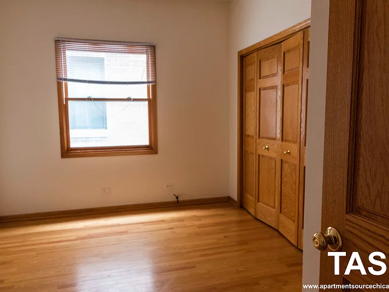 1328 W Diversey Pkwy #2 — Photo 8