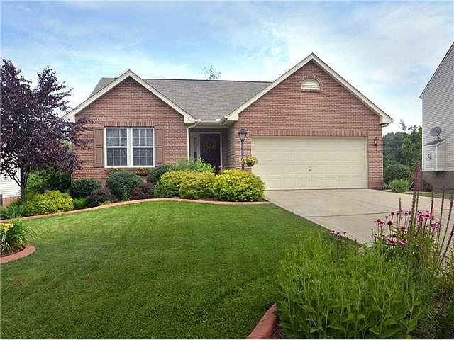 1st image of 129 Bradford Square Dr