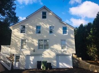 2 Parade Hill Rd, New Canaan, CT 06840