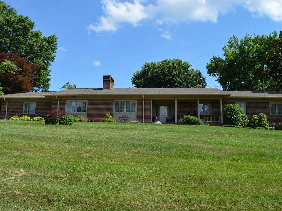 1st image of 7112 Cresthill Dr