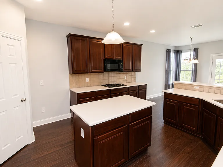 3500 Delaney Dr — Photo 8