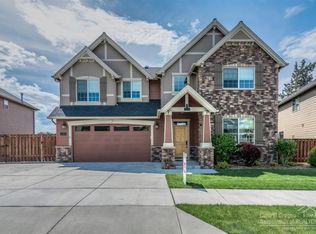 757 NW 28th St, Redmond, OR 97756