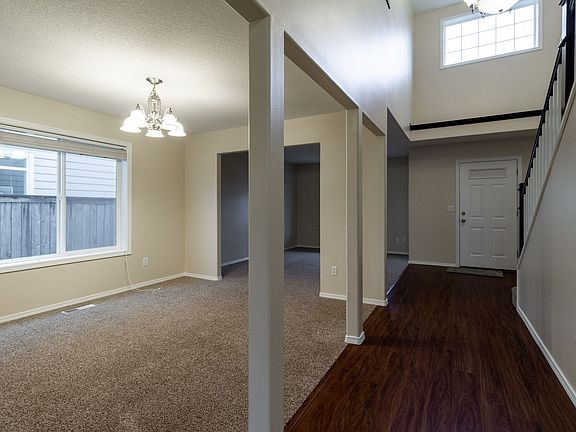 3rd image of 1900 NE 177th Ave