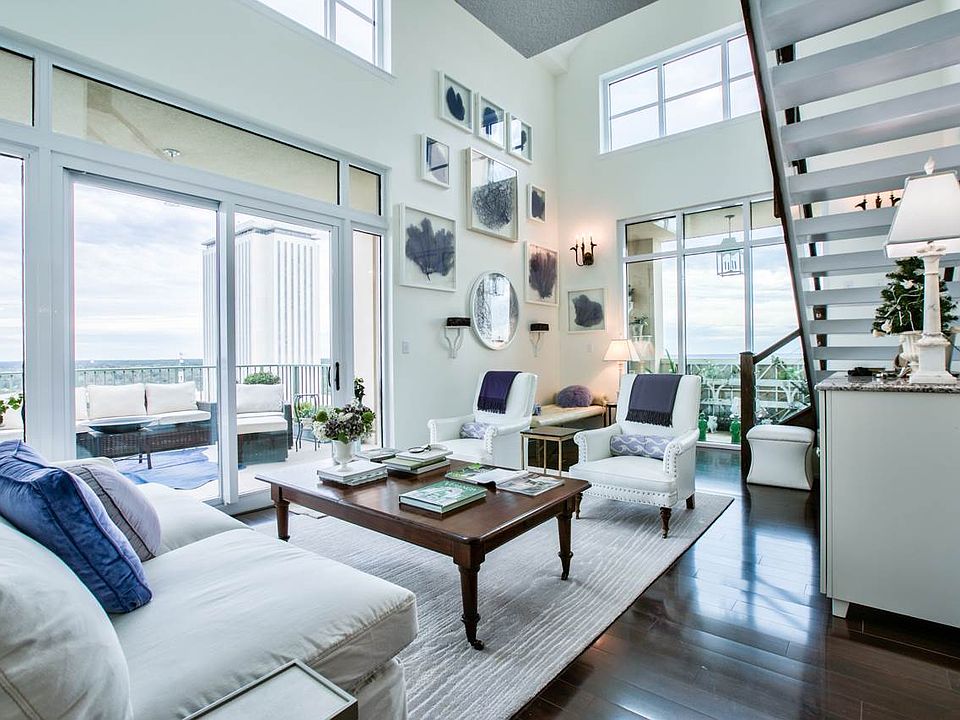 1st image of 300 S Duval St #Penthouse 10