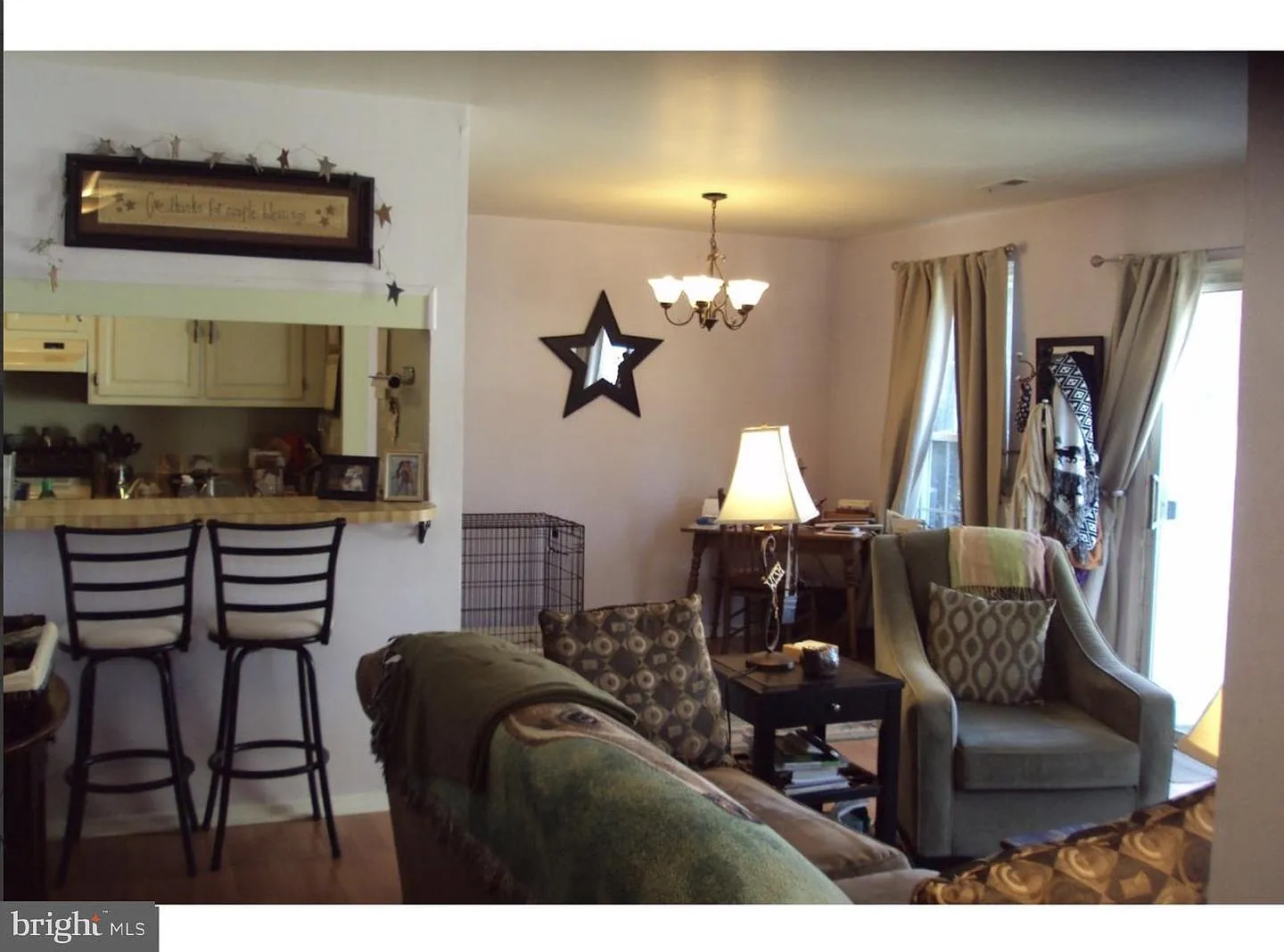 2 bed, 1.5 bath, $2,750 — Photo 2