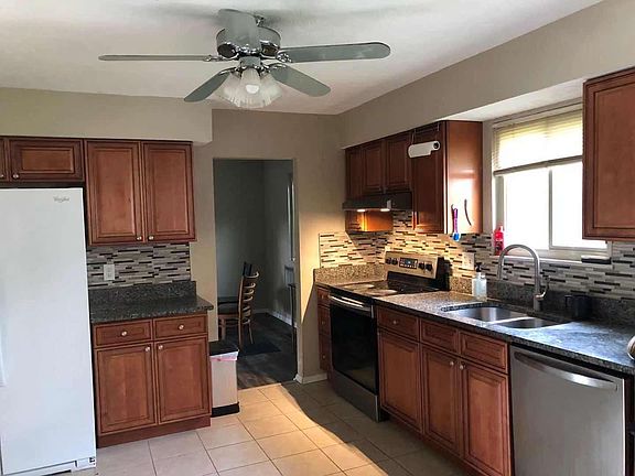 2nd image of 8204 Rollingwood Way