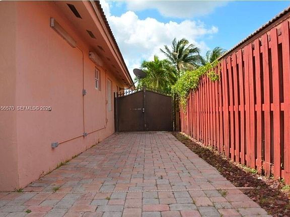 5th image of 13817 SW 154th St #21