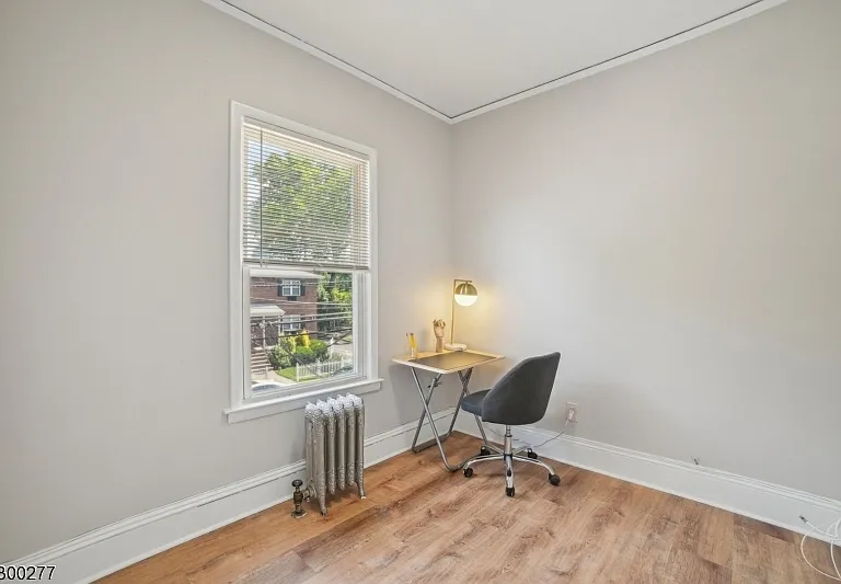 16 Henry St #2 — Photo 11