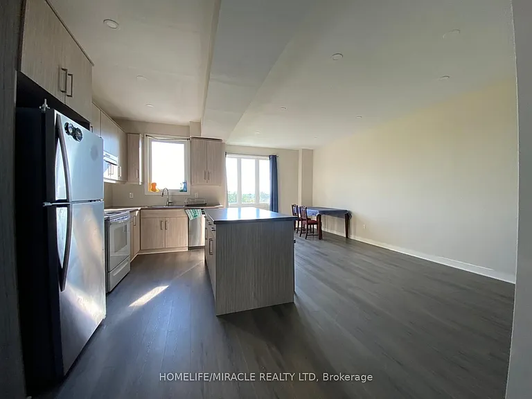 939 West Village Sq #939 — Photo 6
