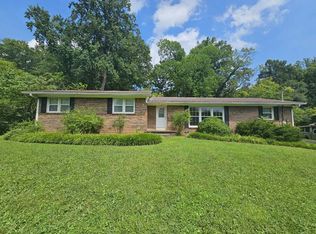 985 Melrose Dr, Cookeville, TN 38501