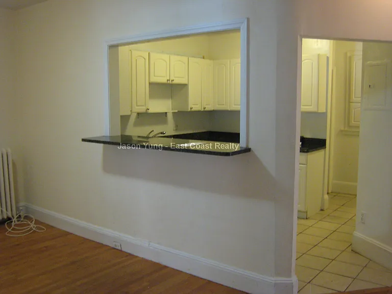 54 Egmont St #1 — Photo 13