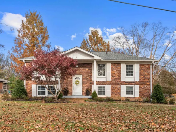 604 Meadowgreen Dr, Franklin, TN 37069