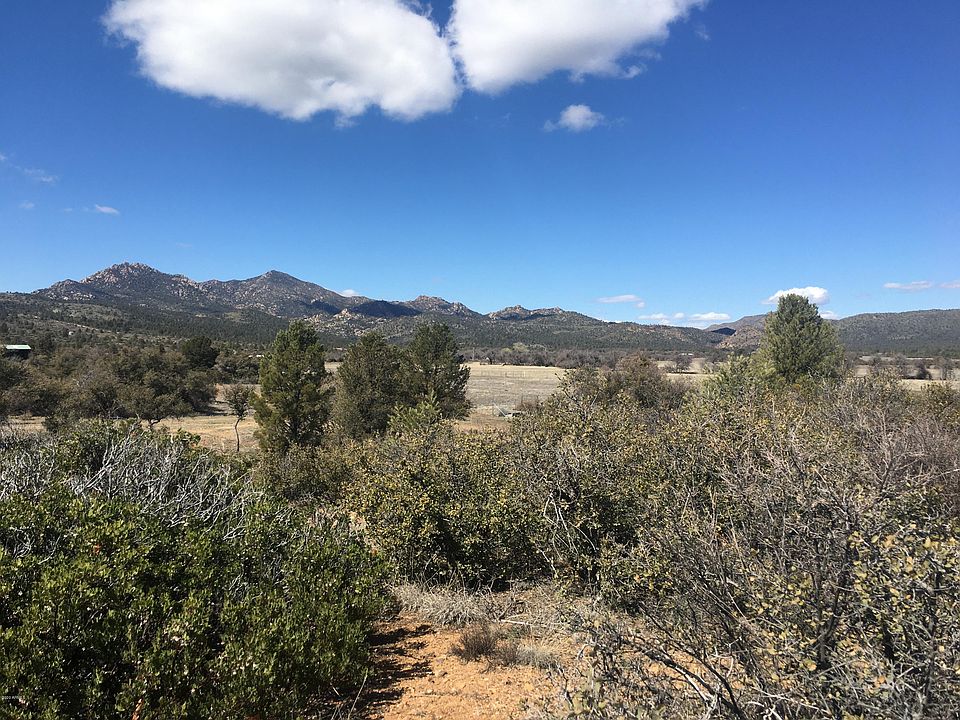 1st image of 16690 W Blue Sky Dr