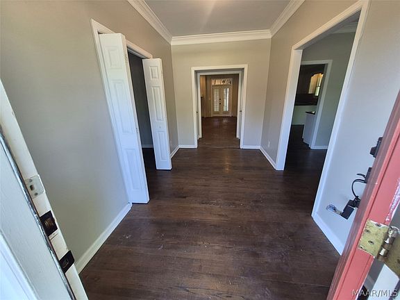 3rd image of 3549 Melton Rd