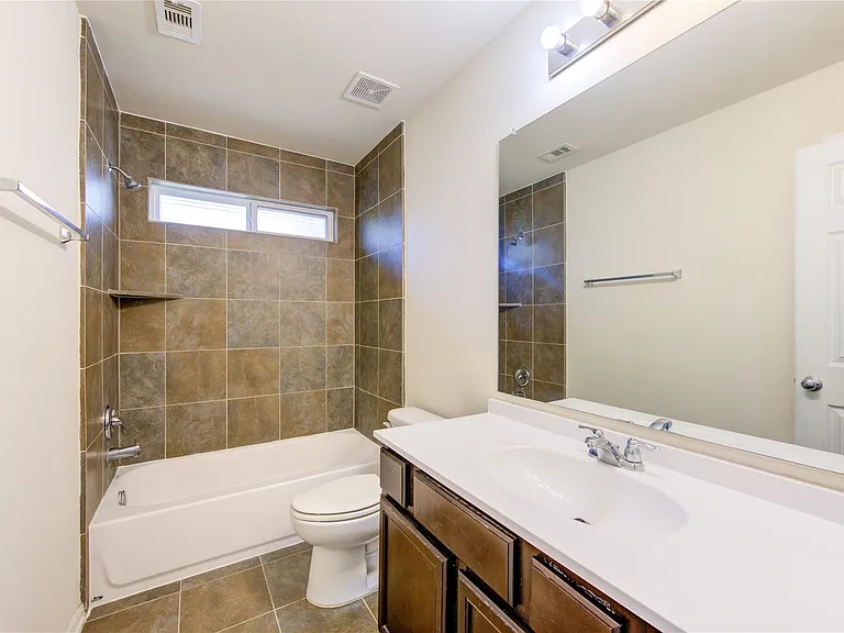 6518 Wilshire Rdg — Photo 26