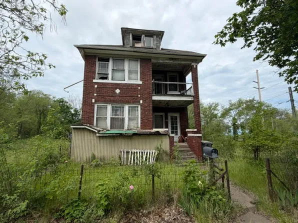 304 Polk St, Gary, IN 46402