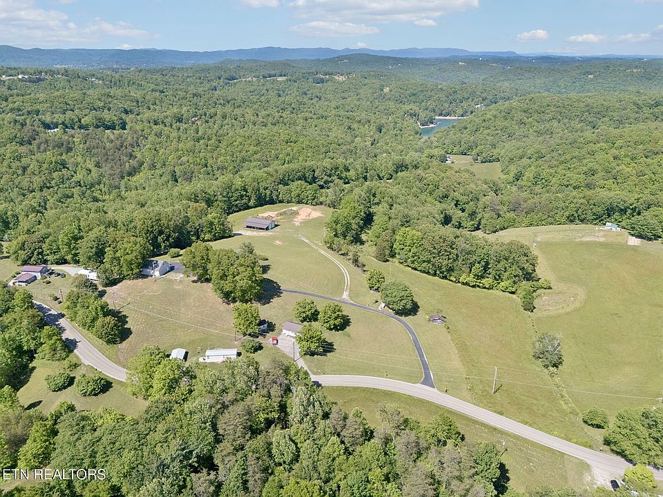 1st image of 2245 Pinecrest Rd