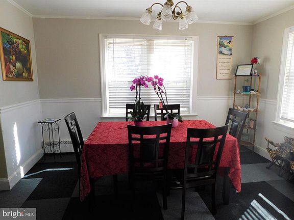 5th image of 831 Crestview Dr