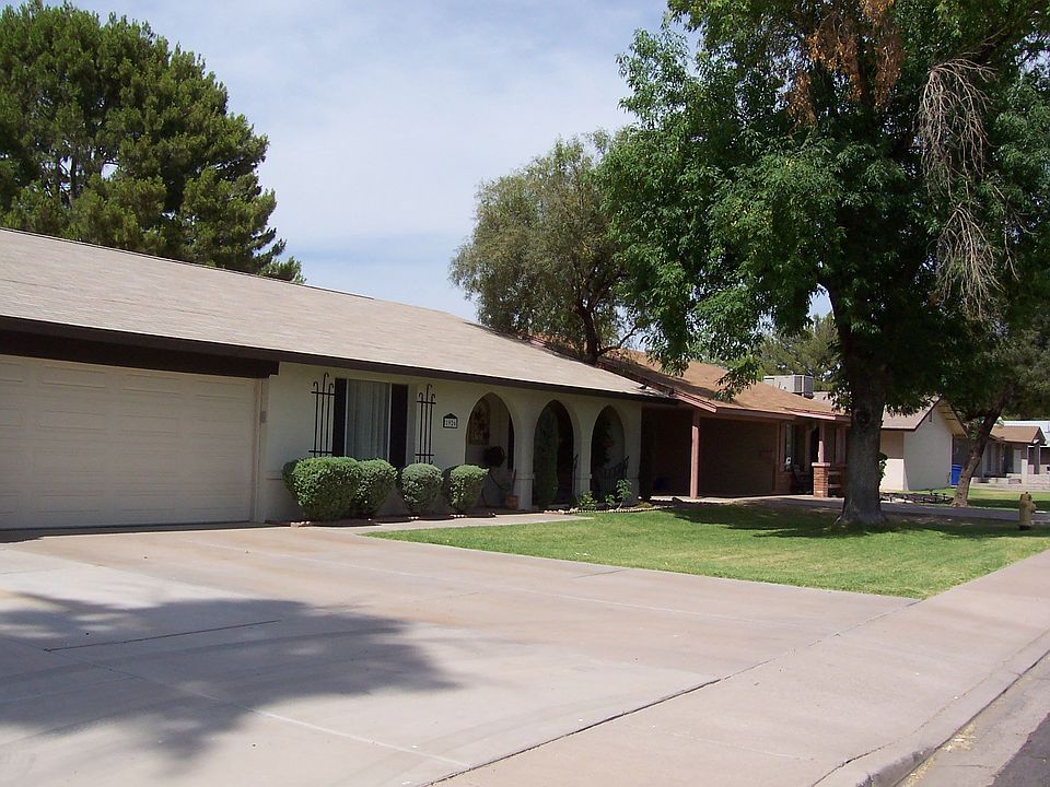1st image of 1926 E Oxford Dr