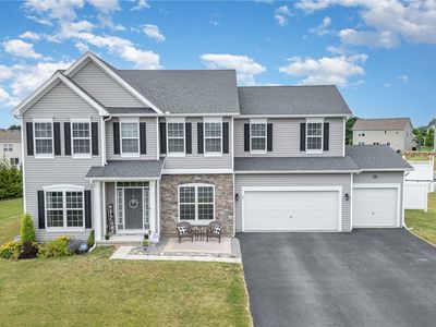 27 Gainsborough Pl, West Henrietta, NY, 14586