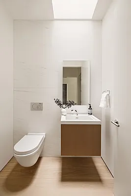 Bathroom, photo 1