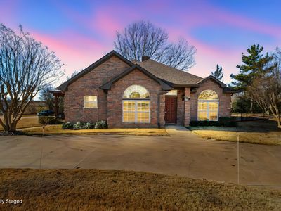 100 San Chez Dr, Lake Kiowa, TX, 76240